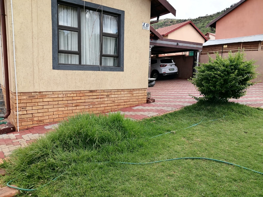 3 Bedroom Property for Sale in Tlhabane West North West